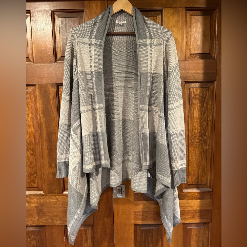 Merona size medium grey poncho sweater